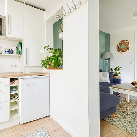 Apartment F2 Avec Terrasse Couverte